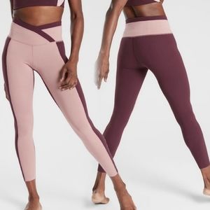 Athleta Powervita Chroma 7/8 Tight in Pink Burgundy Size Medium EUC